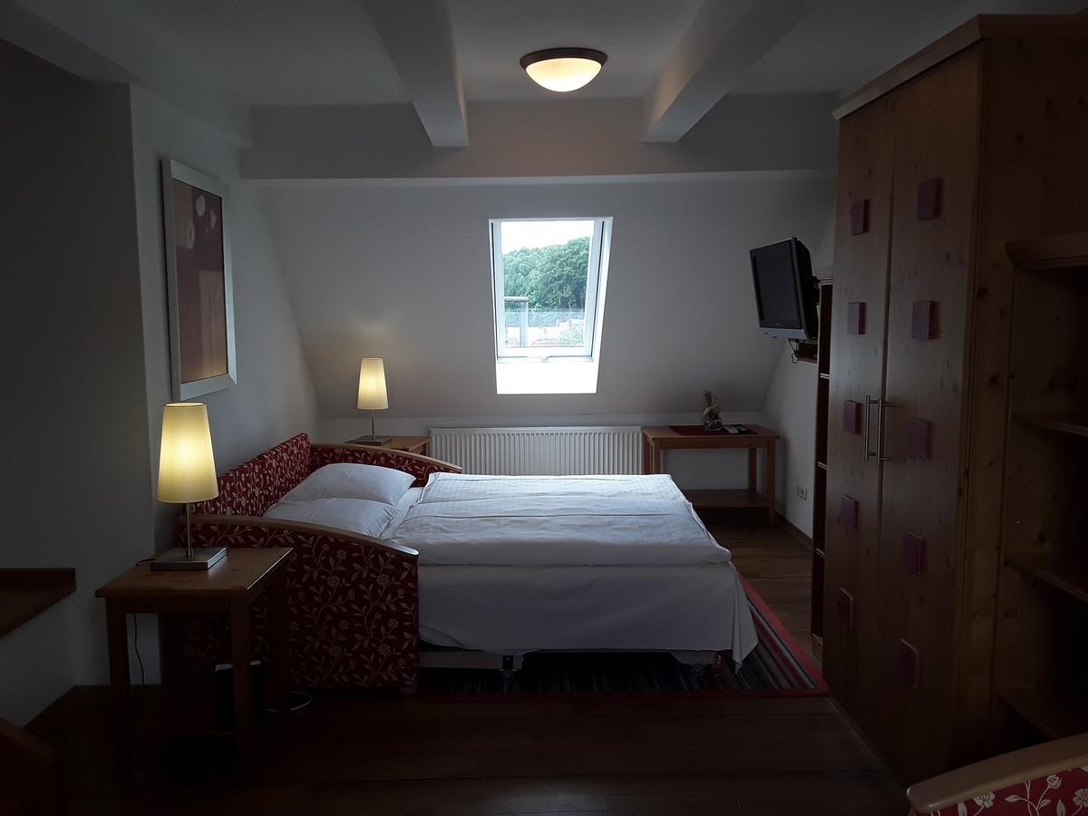 Landgasthof "Zur Post" Otel Koenigstein  Dış mekan fotoğraf